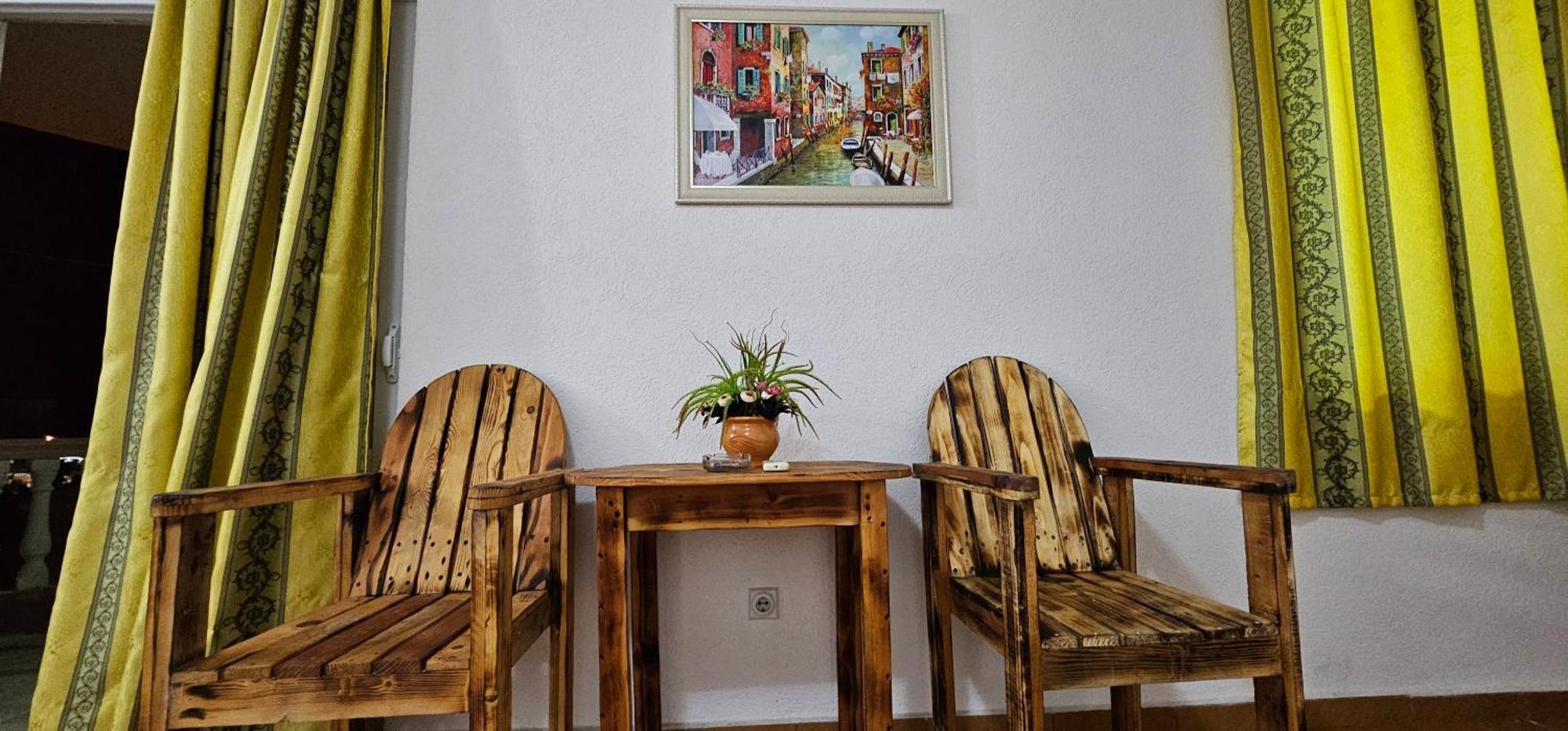 Kurt Apartaments Ulcinj Exterior photo